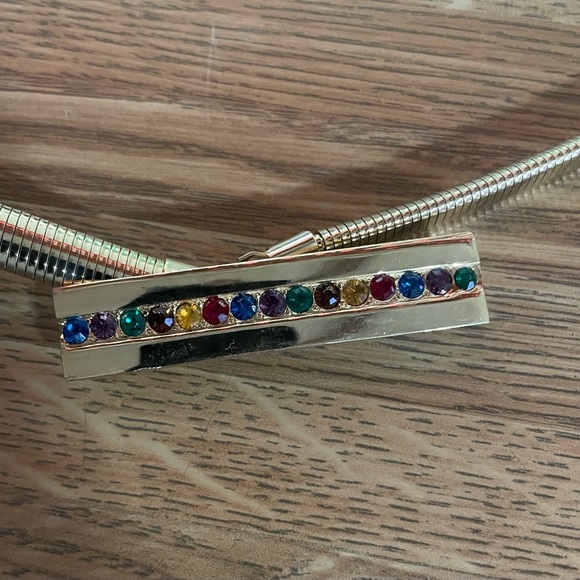 VTG Gold-toned mesh snake chain belt with multi colored gems - Picture 4 of 7
